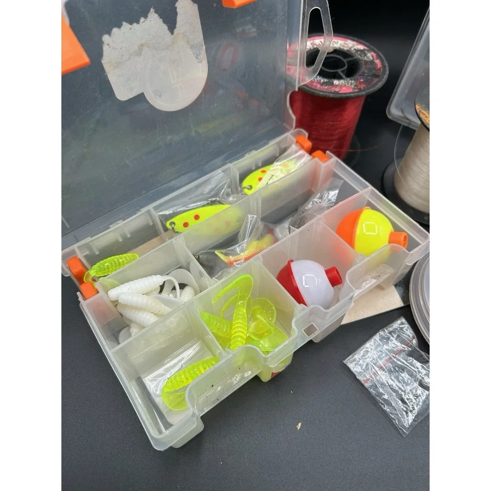 Lot Of Fishing tackle: Ready To Fish Line Carolina Rig Eagle Claw Hooks Swivels